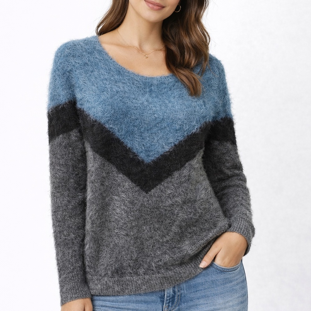 𝅺plush vintage style sweater made in Denmark